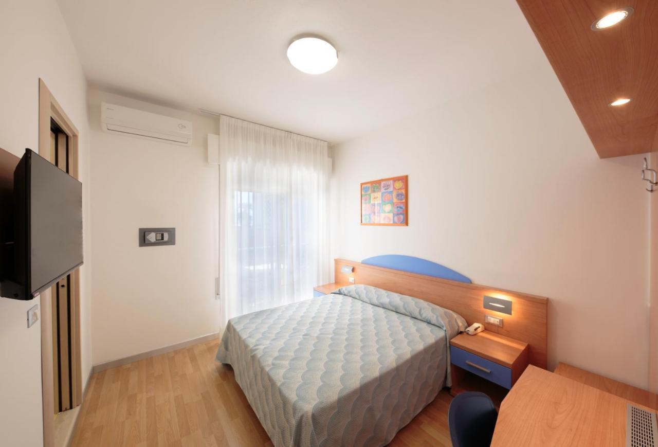 Hotel Riviera Caorle Dış mekan fotoğraf