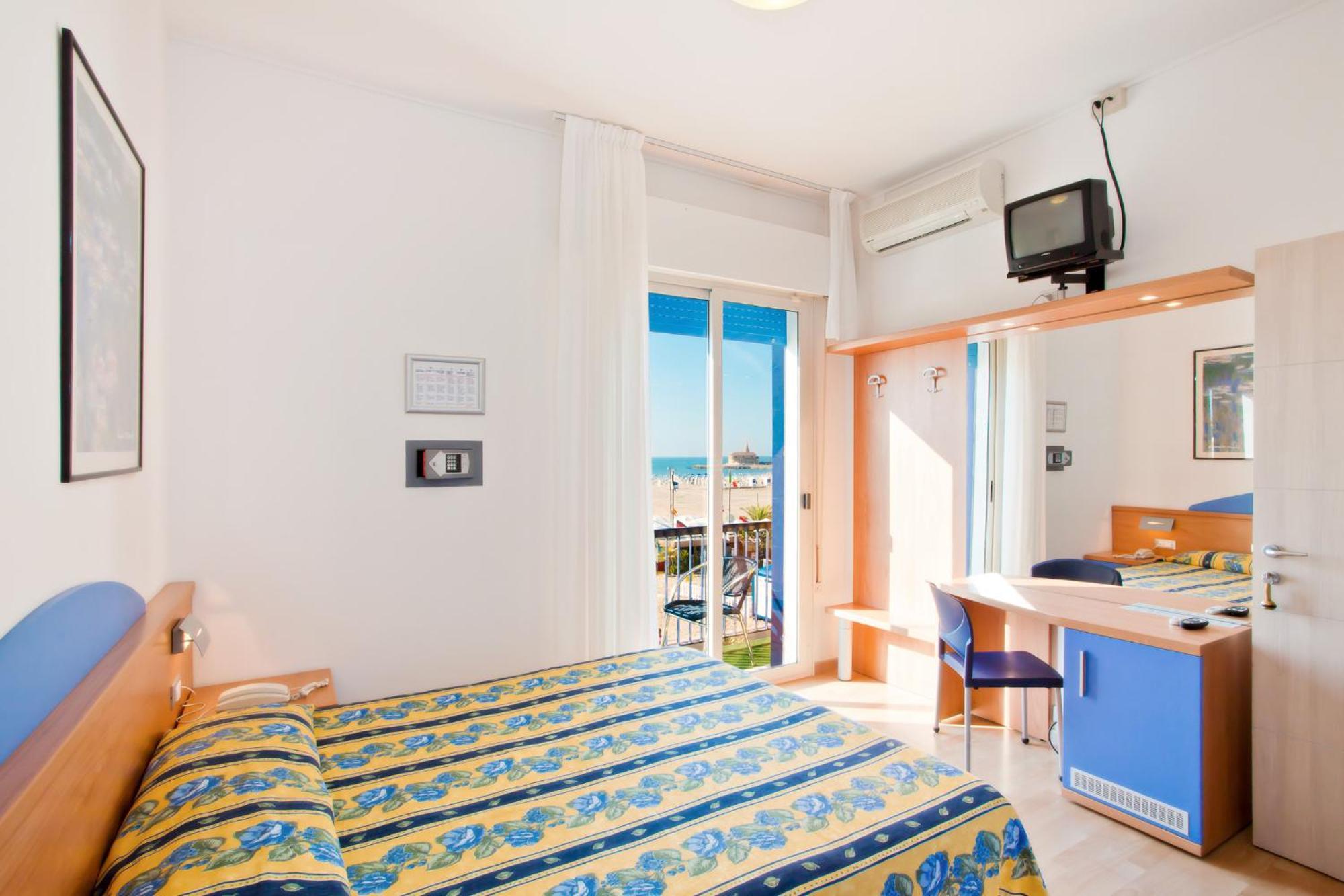 Hotel Riviera Caorle Dış mekan fotoğraf