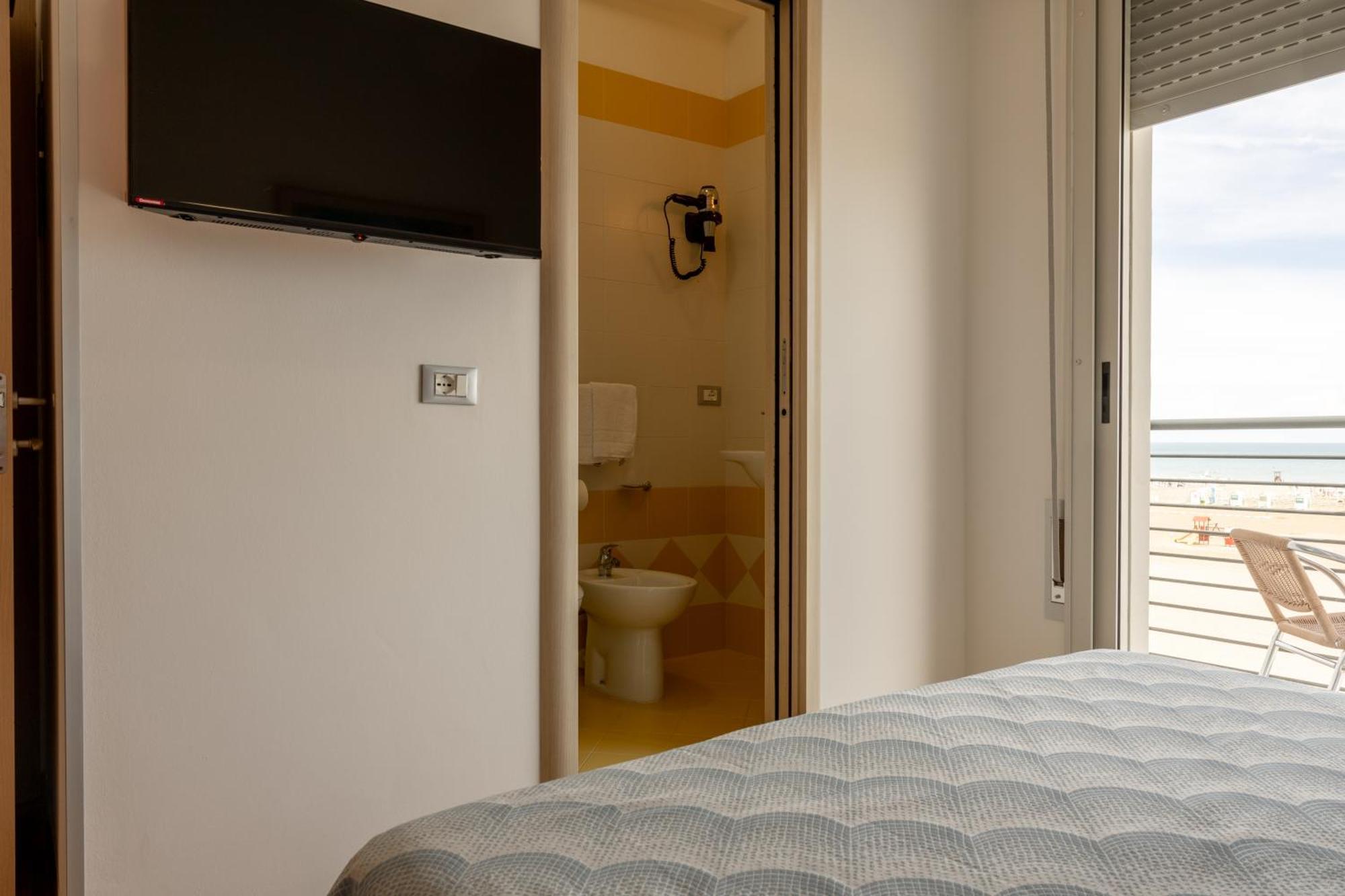 Hotel Riviera Caorle Dış mekan fotoğraf