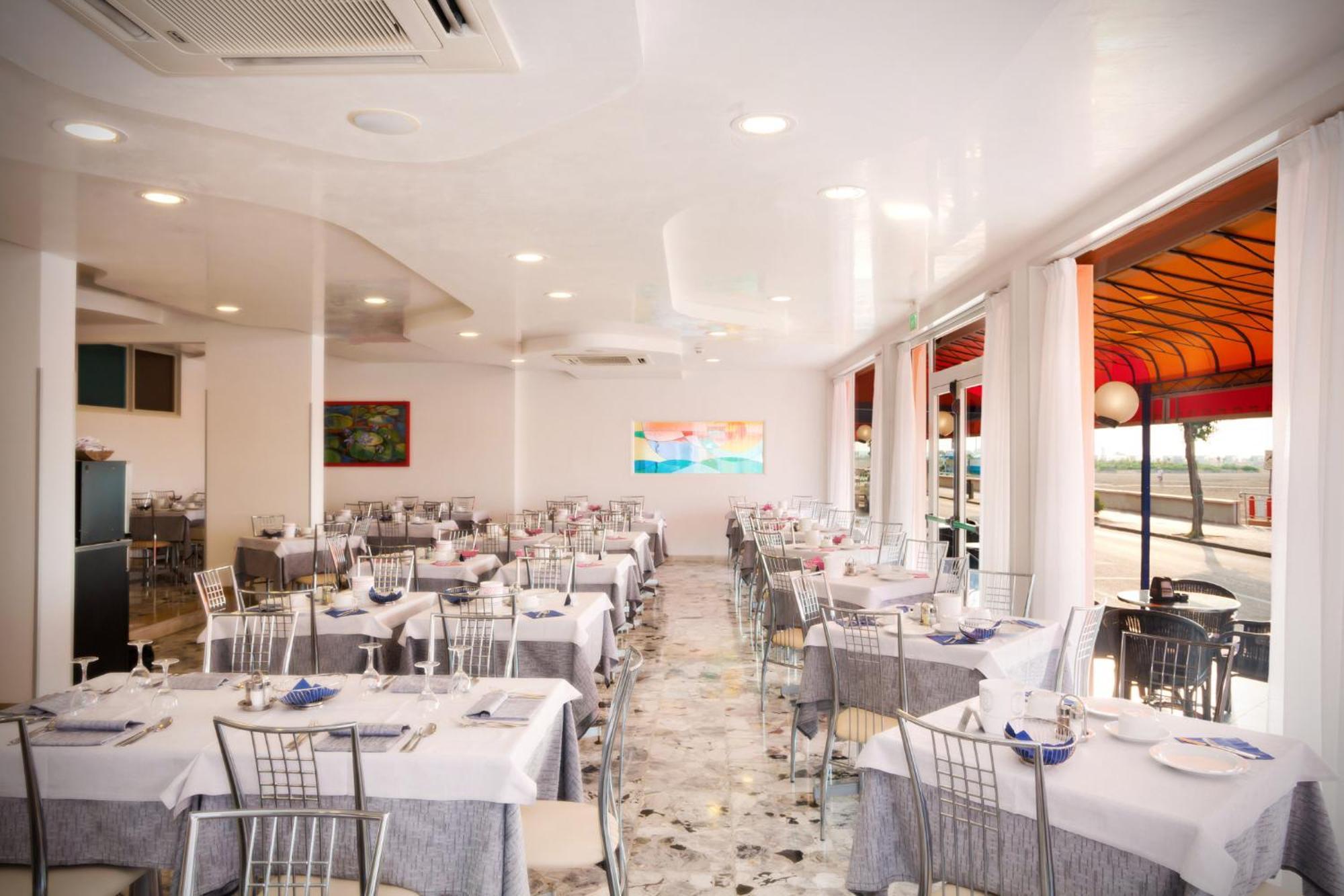 Hotel Riviera Caorle Dış mekan fotoğraf