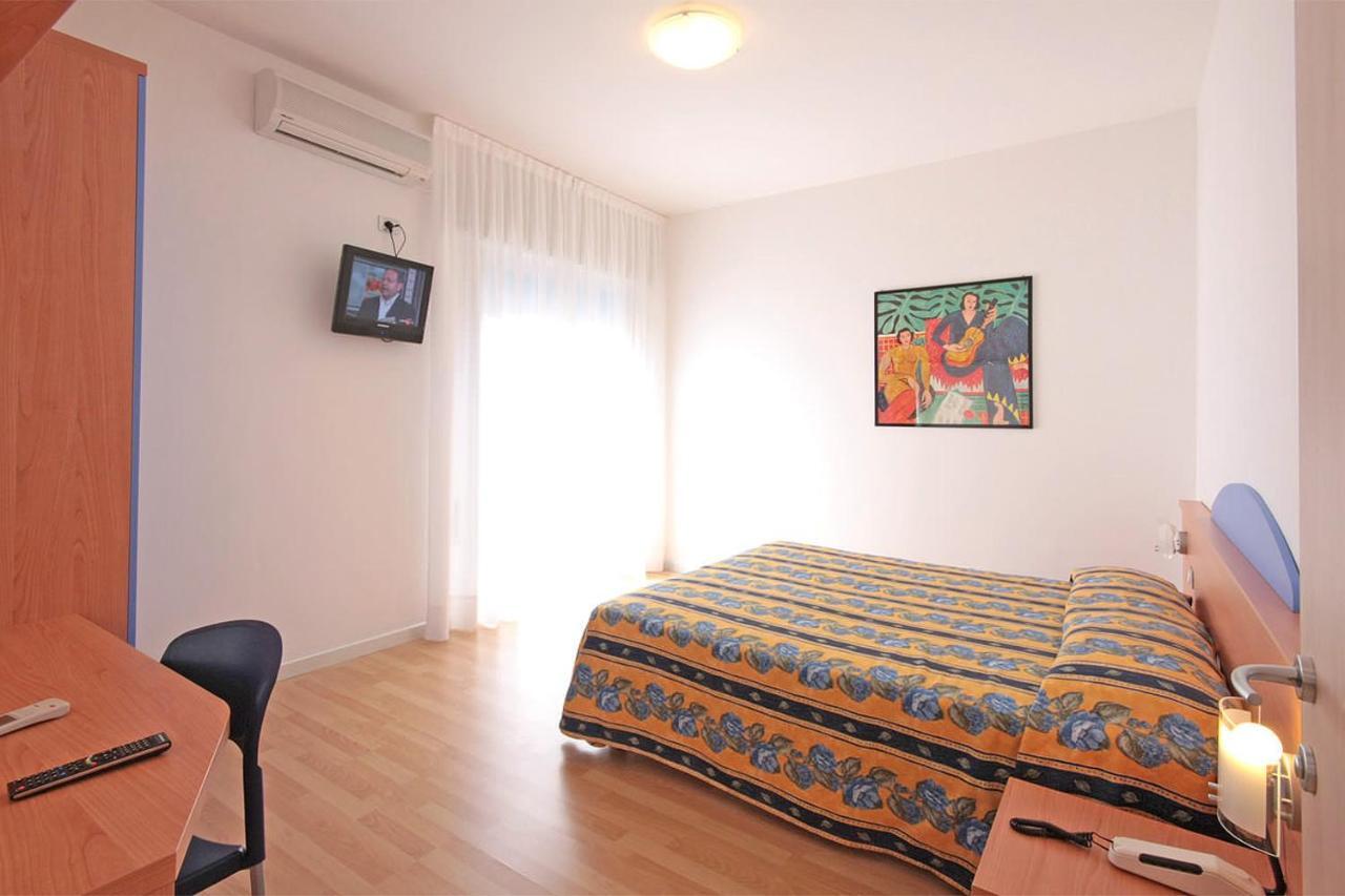 Hotel Riviera Caorle Oda fotoğraf